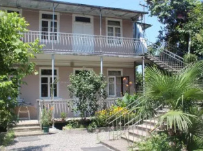 Guest House Bagrationi 26