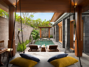Отель Indigo Bali Seminyak Beach