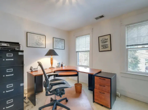 1 Mi to East Falls Station: Home w/ Office!