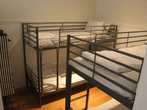 Garden House / 5-bed Home on Osea Island, Essex