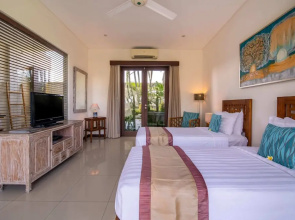 Peaceful Private Villa, 3 BR, Canggu With Staff