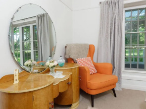 Redwood Cottage Burradoo getaway Southern Highlands 4pm Check Out Sunday