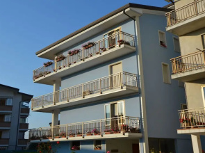 Charming Flat Close to the Beach