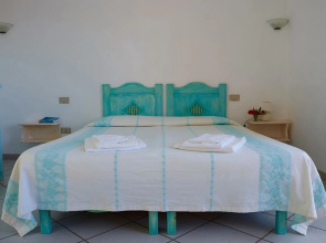 Comfortable apartment with sea view and balcony or terrace