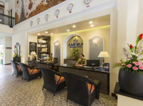 Курортный отель Amora Beach Resort Phuket