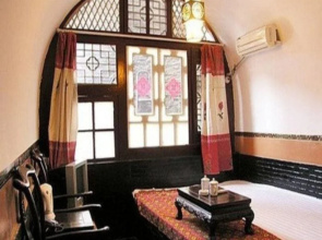 Long Ding Sheng Hotel