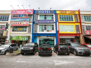 Hotel O Taj (seksyen 7)