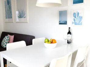 Bright Modern 1 bedroom Apartment 10mins from Las Canteras Beach