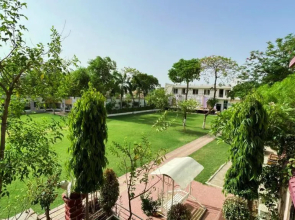 Hotel Prabhat Palace