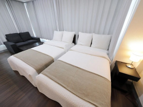 Anest Nipponbashi-Higashi