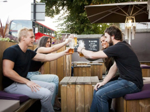 PubLove @ The Steam Engine - Hostel