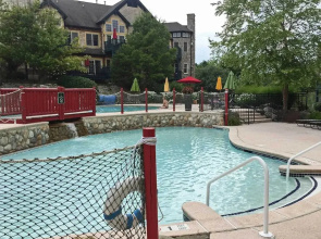 Spacious Condo w/ View < 1 Mi to Mtn Creek Resort!