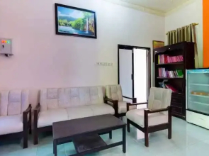 OYO 3452 Esemka Hotel Residences Syariah