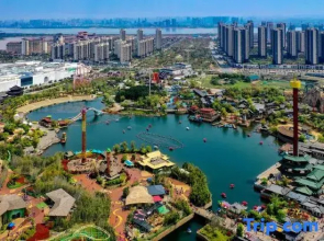 Tujia Light Hotel (Jinan Hanyu Light Year Central Hospital East Hospital Area Branch)