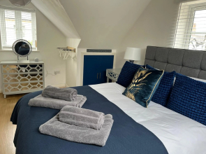 Exmouth Luxury Coastal Boutique Town House