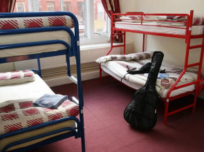 Kinlay House Hostel