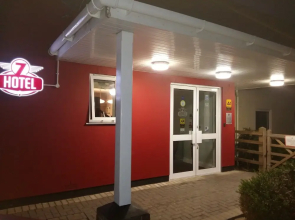 7 Hotel Diner