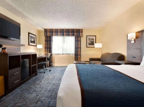 Ramada Spokane Airport And Indoor Waterpark