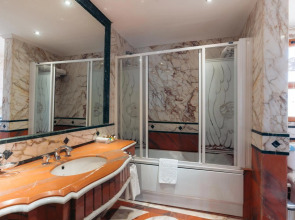 Nubian Island, Families and Couples only