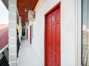 RedDoorz Syariah Near RS Tentara Solok