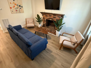 Newly Renovated 3 Bedroom House in Lakewood