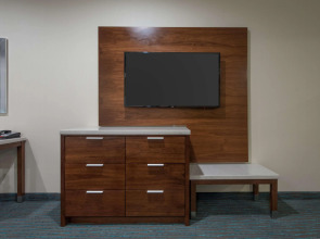 Best Western Plus Gardena Inn & Suites