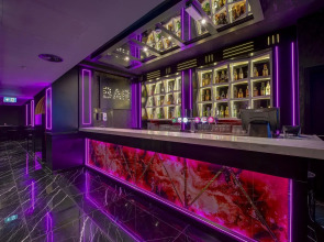Отель Wescott Hotel