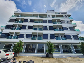 Kana Triple L Hotel