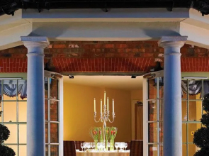Inn At Woburn