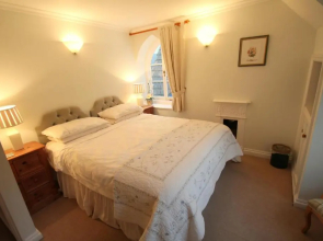 Dunkery Apartment