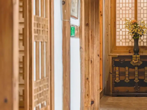 Gangneung Booyoonok Hanok Pension