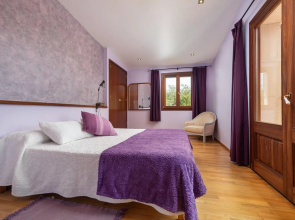 SON Lloringo - Beautiful Villa With Private Above Ground Pool, a Beautiful Garden and Views to the Countryside in Manacor. Free Wifi