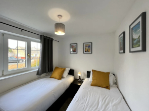 Curzon House 2