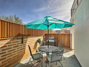 Tucson Home w/ Wraparound Balcony, Walk to U of A!