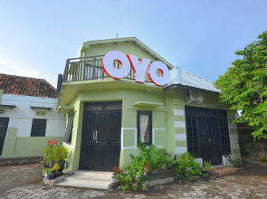 Elga Sastro Inn By OYO Rooms