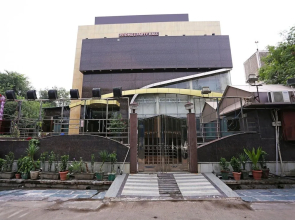 OYO 9377 Prakash Continental