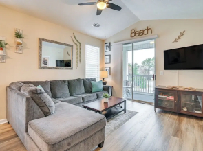 4 Mi to Ocean: Breezy Golf Condo in Myrtle Beach!