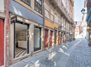 Oporto Street Fonte Taurina