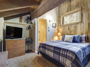 Townhome w/ Mtn View - Walk to Brian Head Lifts!