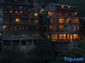 Longsheng Manyun Homestay (Longji Terraced Fields Seven Stars with Moon Viewing Platform)