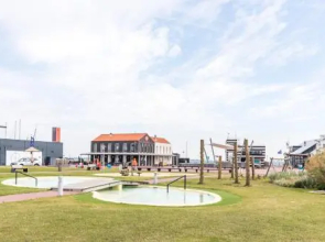 Bruinisse Harbour Apartments