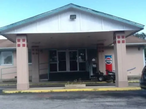 Highway Inn