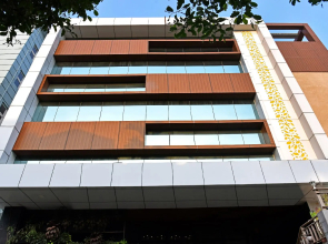 Treebo Lazystay Grand Patia
