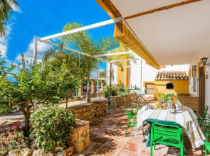 Cortijo Los Tulipanes Periana by Ruralidays