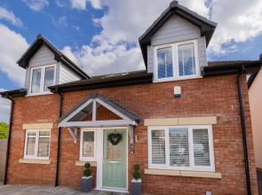 Cleethorpes Holiday Home SLEEPS 6