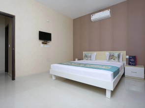 OYO 10226 Hotel 7 Sandz