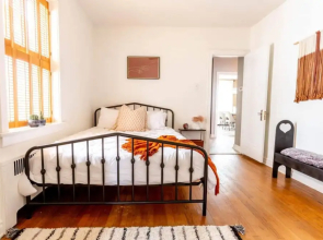 3748 Taft Ave
