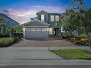 Modern Private Pool 4 Bedroom Home by Disney 4 Home by RedAwning