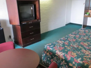 Town House Motel