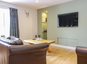1 McAdam House